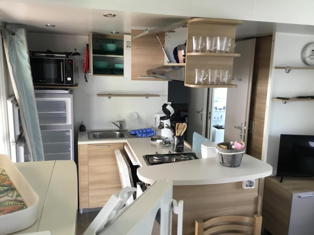Frejus Tout Confort, Climatisation,Linge De Lit Et De Toilette, Coffre Fort, Ventilations Au Plafond Chambres Et Wifi Possible エクステリア 写真