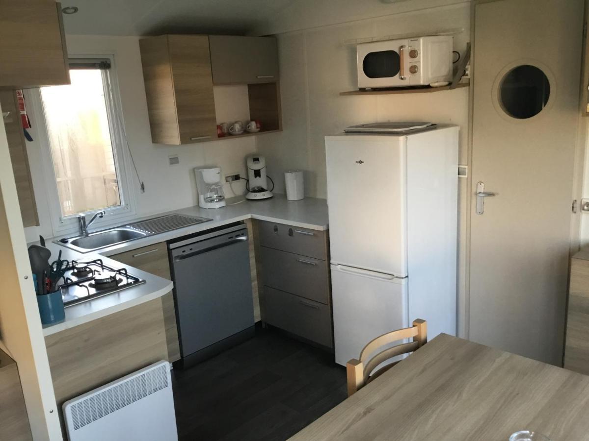 Frejus Tout Confort, Climatisation,Linge De Lit Et De Toilette, Coffre Fort, Ventilations Au Plafond Chambres Et Wifi Possible エクステリア 写真