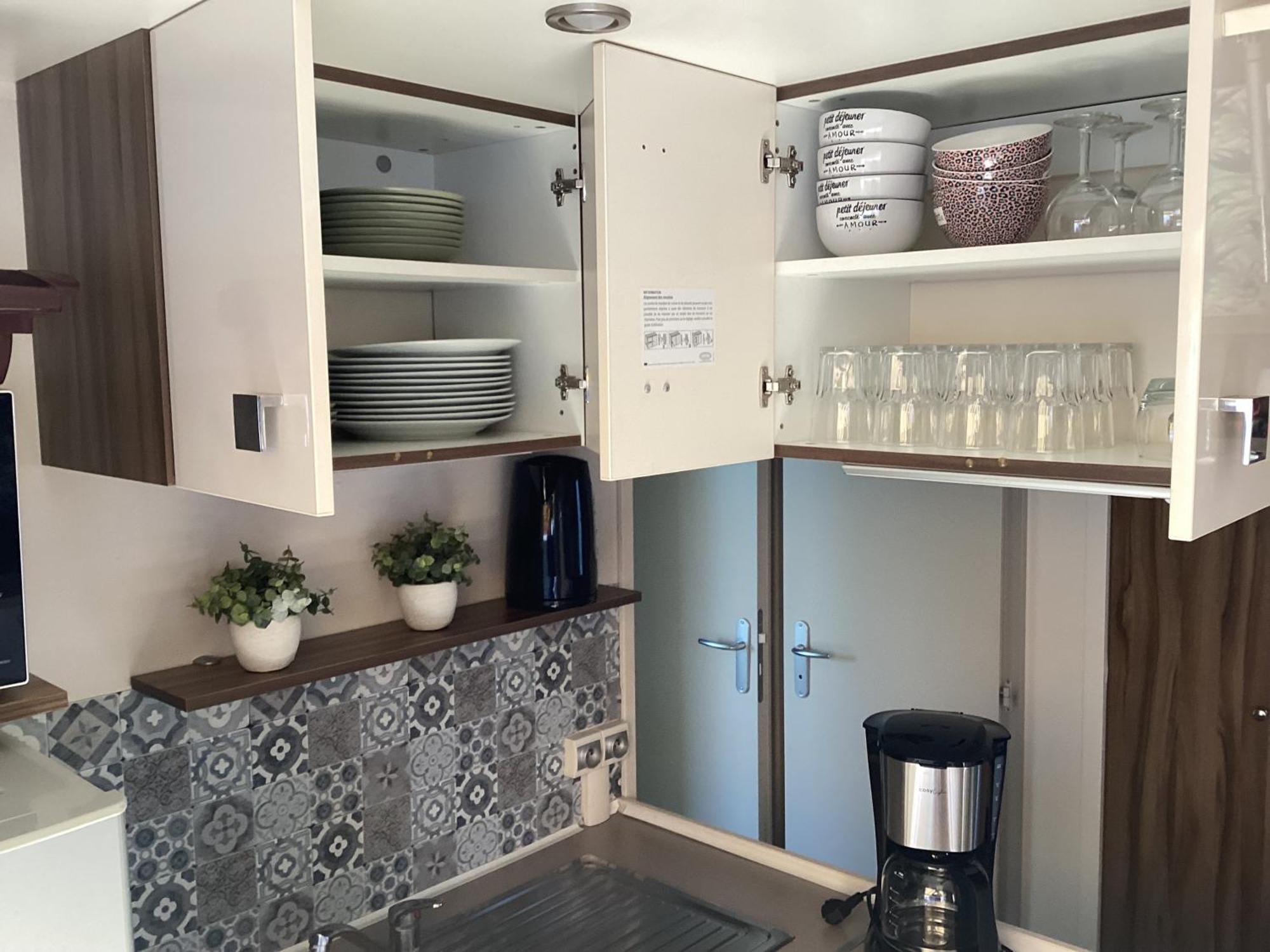 Frejus Tout Confort, Climatisation,Linge De Lit Et De Toilette, Coffre Fort, Ventilations Au Plafond Chambres Et Wifi Possible エクステリア 写真