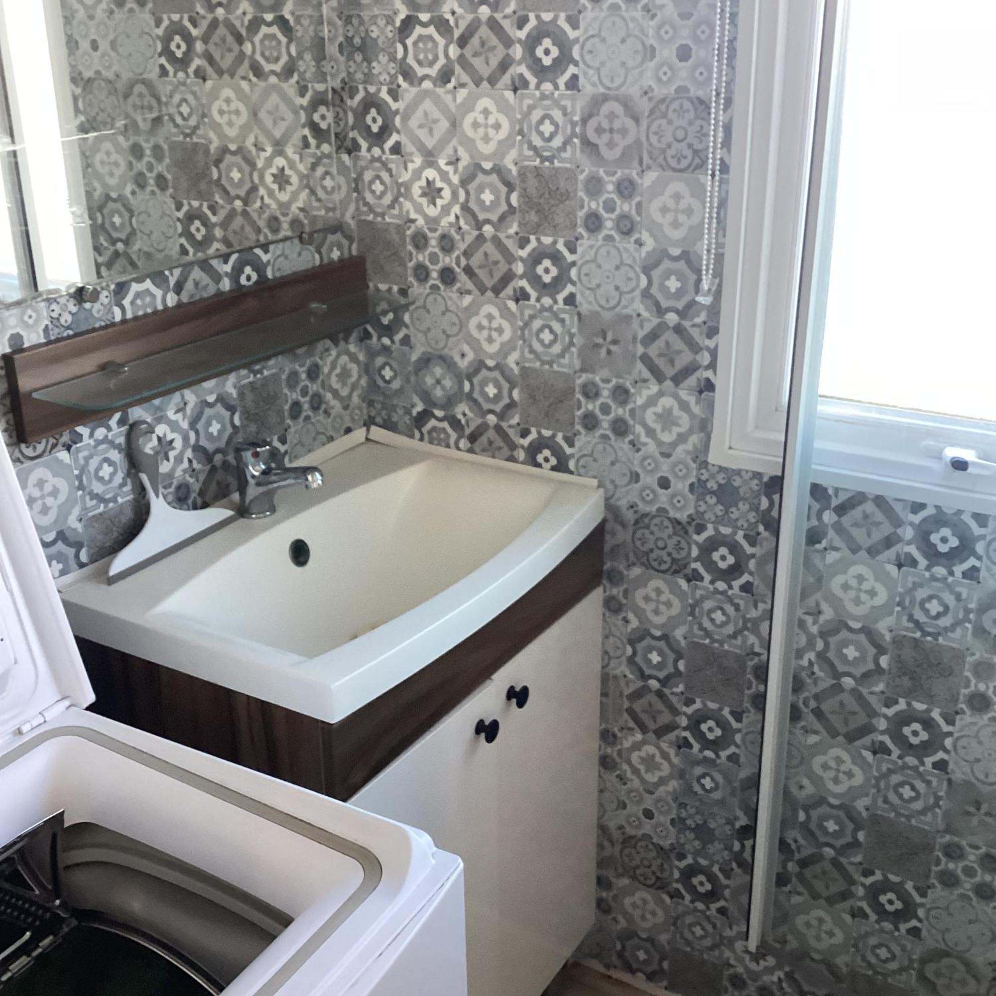 Frejus Tout Confort, Climatisation,Linge De Lit Et De Toilette, Coffre Fort, Ventilations Au Plafond Chambres Et Wifi Possible エクステリア 写真